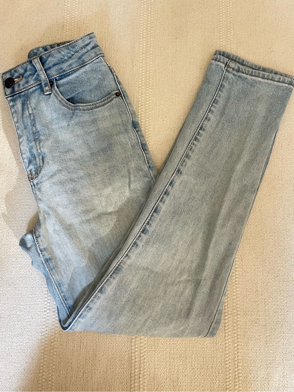 Pacsun  | LA Light Denim Mom Jean | 24